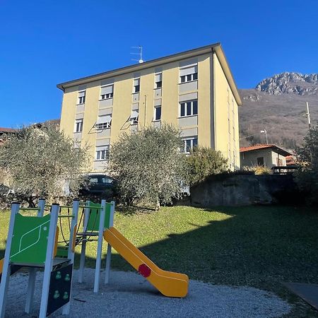 فيلا Casa Maggiana مانديلو ديل لاريو المظهر الخارجي الصورة