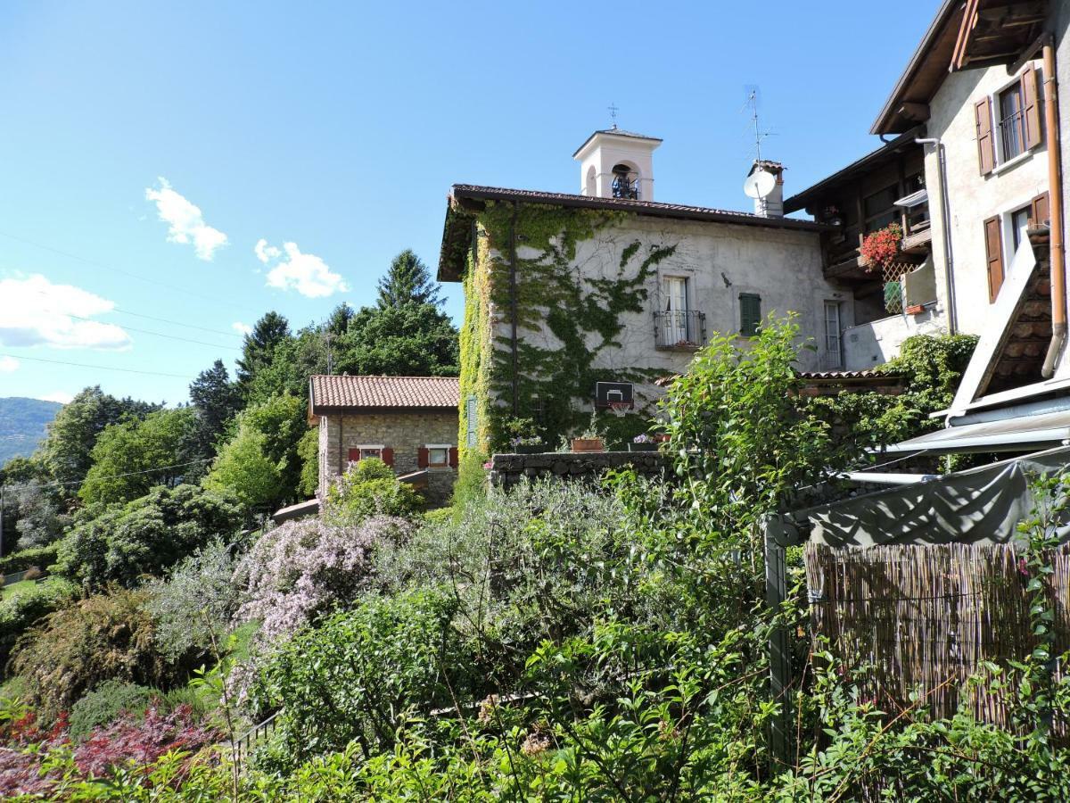 فيلا Casa Maggiana مانديلو ديل لاريو المظهر الخارجي الصورة